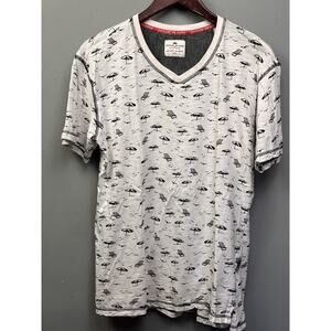 Ditch Plains T Shirt Mens Medium White Beach Umbrella Chair‎ Print Short Sleeve